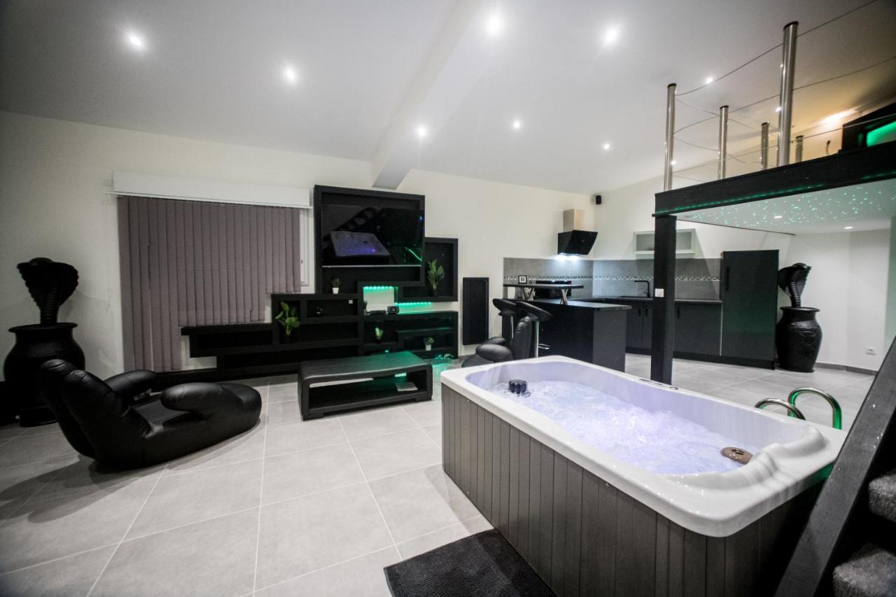 Mezza 47 Spa Precy-sur-Oise Exterior foto
