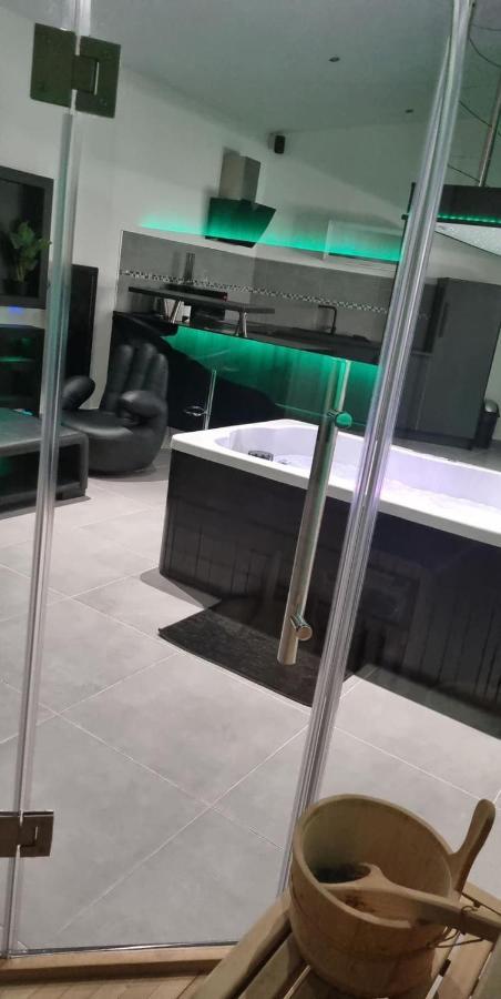 Mezza 47 Spa Precy-sur-Oise Exterior foto